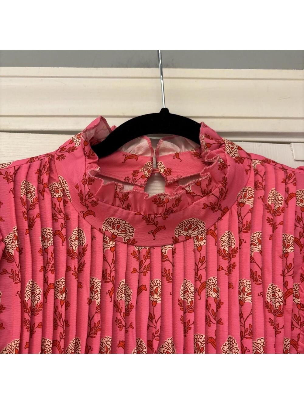 SHEIN Hot Pink Floral Sleeveless Pleated Ruffle Blouse. Size XL. Summer. - Picture 10 of 11
